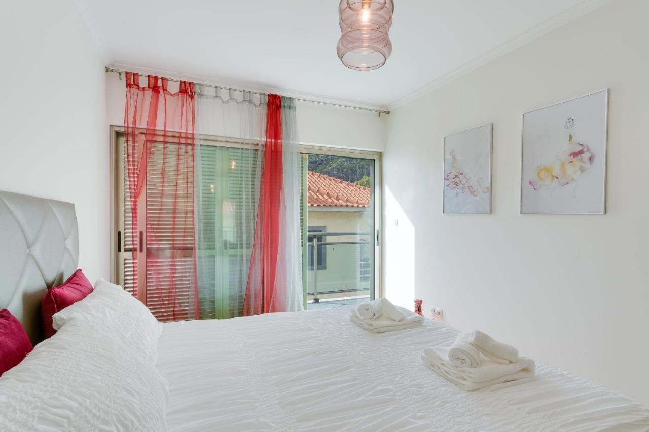 Sunny Beach Machico Apartment By Hr Madeira Extérieur photo
